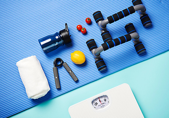 포토 JPG 다이어트 방울토마토 사람없음 수건 운동 매트 목표 몸무게 레몬 물통 체중계 레몬디톡스 악력기 국내포토 컨셉 토마토 과일 건강 위생용품 파일형식 디톡스