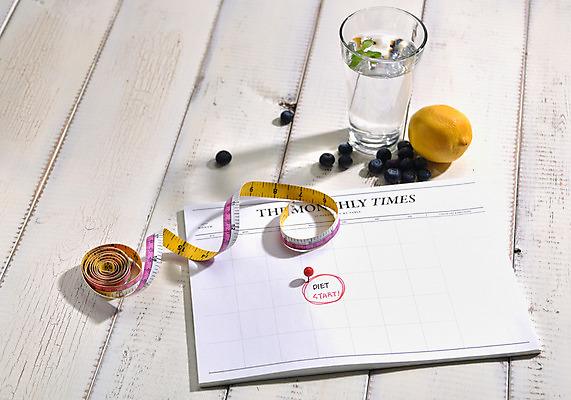 포토 JPG 다이어트 줄자 사람없음 물 운동 다이어리 달력 목표 레몬 물컵 블루베리 국내포토 자연요소 컨셉 과일 자 건강 컵 사무용품 파일형식