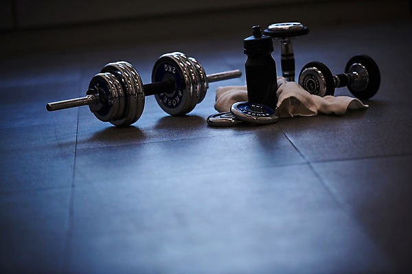 포토 JPG 다이어트 사람없음 수건 운동 아령 목표 물통 국내포토 컨셉 건강 위생용품 파일형식