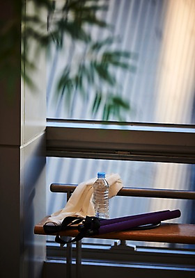 포토 JPG 다이어트 사람없음 수건 운동 기구 목표 물병 필라테스 국내포토 컨셉 건강 위생용품 물통 파일형식