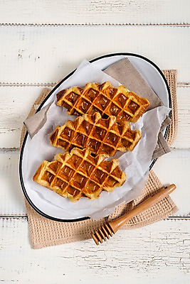 포토 JPG 접시 음식 사람없음 목재 하이앵글 카페 천 메뉴 브런치 와플 나무배경 국내포토 나무 식기 뷰포인트 백그라운드 재료 디저트 상점 식사 직물 파일형식