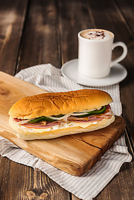 포토 JPG 커피 음료 음식 빵 디저트 샌드위치 사람없음 목재 컵 세트 카페 머그컵 천 메뉴 브런치 카페라떼 나무배경 국내포토 나무 식기 백그라운드 재료 상점 식사 직물 라떼 파일형식