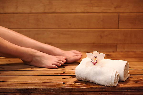 포토 JPG 우먼라이프 웰빙 여자 꽃 휴식 실내 한명 20대 성인 옆모습 신체부위 수건 뷰티 한국인 하반신 다리 힐링 사우나 의료성형뷰티 성인여자한명만 국내포토 식물 1 라이프스타일 뷰포인트 컨셉 사람 동양인 청년 내부 위생용품 여자한명만 성인여자만 파일형식