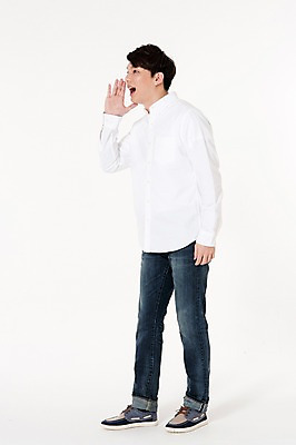 포토 JPG 스튜디오촬영 전신 남자 실내 말하기 한명 서기 손짓 성인 옆모습 30대 외침 한국인 흰배경 성인남자한명만 국내포토 1 뷰포인트 백그라운드 모션 사람 동양인 내부 장년 소리 흰색 남자한명만 성인남자만 파일형식