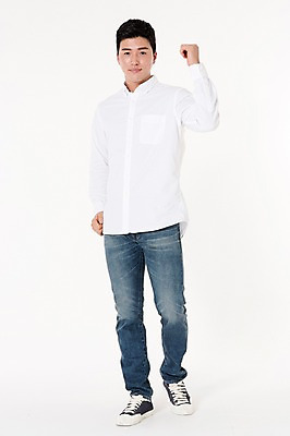 포토 JPG 스튜디오촬영 전신 남자 실내 한명 서기 웃음 손짓 성인 앞모습 30대 파이팅 한국인 흰배경 성인남자한명만 국내포토 1 뷰포인트 백그라운드 모션 표정 사람 동양인 내부 장년 흰색 남자한명만 성인남자만 파일형식