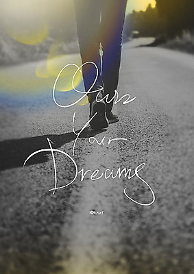 PSD 편집이미지 포스터 도로 캘리그라피 한명 봄 꿈 하반신 다리 이미지편집 1 계절 길 교통시설 사람 신체부위 파일형식