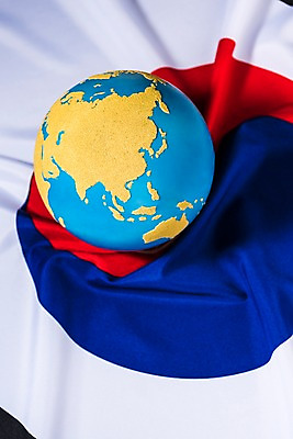 포토 JPG 스튜디오촬영 문화 한국 근접촬영 사람없음 글로벌 지구본 국기 태극기 애국심 국내포토 아시아 뷰포인트 실내 파일형식