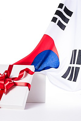 포토 JPG 스튜디오촬영 문화 한국 사람없음 선물상자 국기 태극기 애국심 국내포토 아시아 실내 선물 상자 파일형식