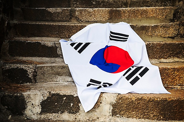 포토 JPG 주간 문화 서울 한국 사람없음 야외 계단 국기 태극기 삼일절 애국심 광복절 북촌 국내포토 자연요소 아시아 공휴일 국경일 파일형식