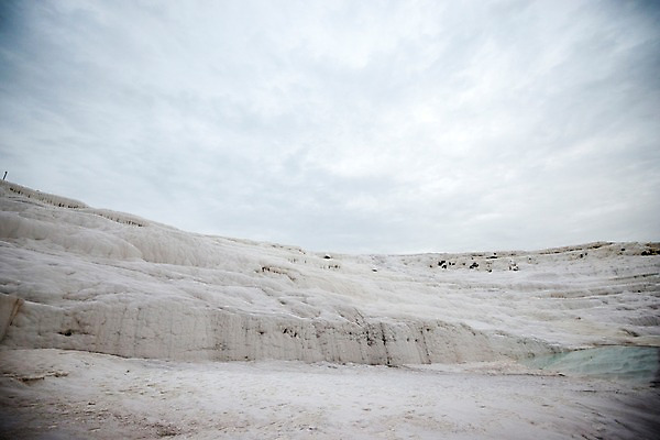 포토 JPG 주간 여행 풍경 사람없음 야외 온천 돌_바위 흰색 석회 파묵칼레 튀르키예 국내포토 자연요소 아시아 컬러 스파 파일형식