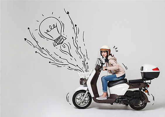 전신 편집이미지 여자 화살표 전구 한명 웃음 앉기 20대 성인 옆모습 한국인 오토바이 성인여자한명만 이미지편집 AI파일 1 뷰포인트 모션 표정 사람 동양인 청년 바이크 여자한명만 성인여자만 파일형식 벡터