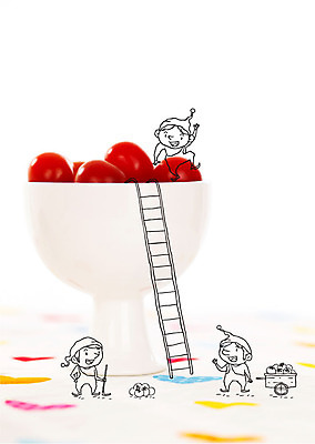 편집이미지 접시 남자 사다리 방울토마토 서기 사람 세명 수레 난쟁이 이미지편집 AI파일 식기 토마토 모션 카트 도구 파일형식 벡터