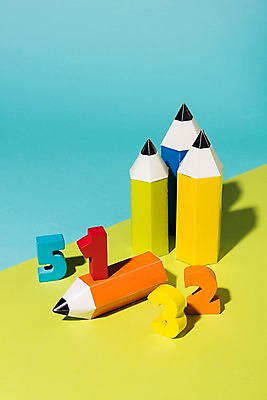 포토 JPG 스튜디오촬영 교육 생각 놀이 사람없음 숫자 연필 수학 교구 에듀케이션 국내포토 문자 교과목 학용품 실내 필기구 파일형식