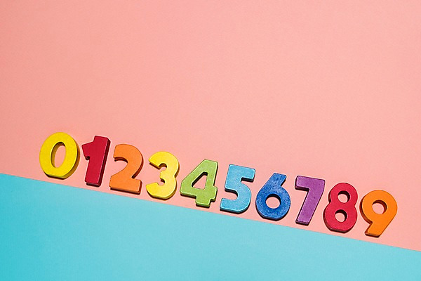 포토 JPG 스튜디오촬영 교육 생각 놀이 사람없음 숫자 블록 수학 교구 에듀케이션 국내포토 문자 교과목 실내 파일형식