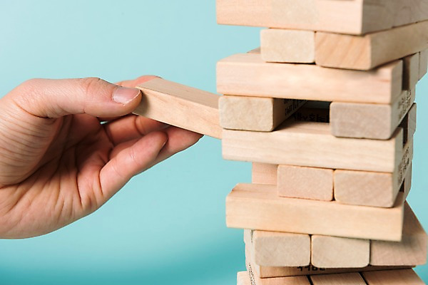 포토 JPG 스튜디오촬영 손 교육 생각 놀이 신체부위 장난감 교구 젠가 에듀케이션 국내포토 실내 사람 놀이용품 파일형식