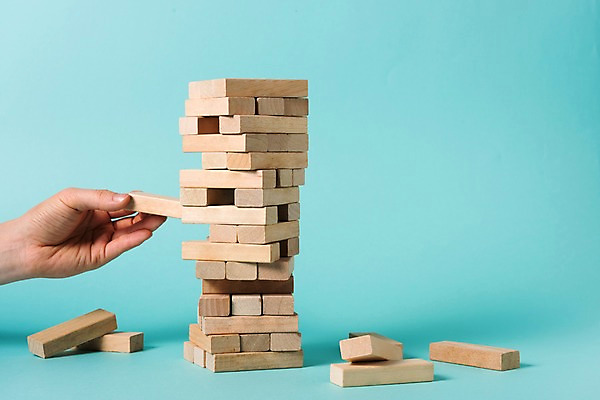 포토 JPG 스튜디오촬영 손 교육 생각 놀이 신체부위 장난감 교구 젠가 에듀케이션 국내포토 실내 사람 놀이용품 파일형식