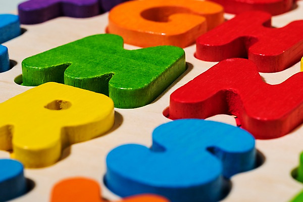 포토 JPG 스튜디오촬영 알파벳 영어 교육 생각 놀이 근접촬영 사람없음 단어 블록 교구 에듀케이션 국내포토 문자 뷰포인트 실내 파일형식