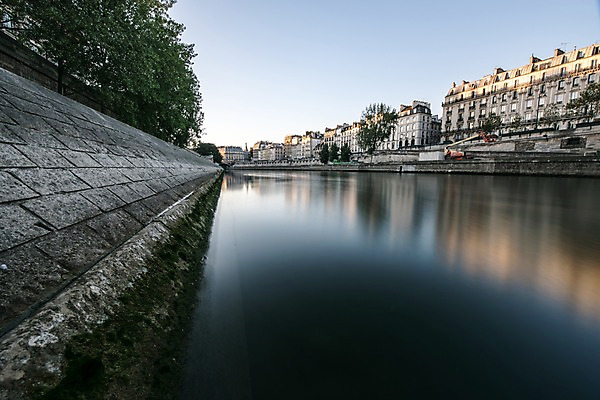 포토 JPG 주간 유럽 사람없음 야외 건물 반사 일출 프랑스 장노출 파리_프랑스 센강 국내포토 자연요소 건축물 나라 촬영기법 강 노을 파일형식