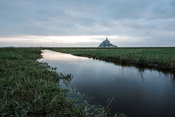 포토 JPG 주간 유럽 자연 풍경 초원 사람없음 야외 강 일출 프랑스 파리_프랑스 몽생미셸 국내포토 자연요소 나라 섬 노을 생태계 파일형식