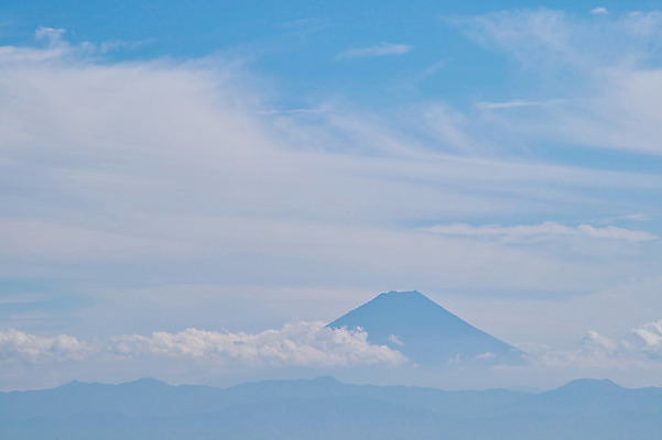 포토 JPG 주간 구름 해외풍경 자연 하늘 산 풍경 사람없음 야외 일본 야마나시 국내포토 자연요소 해외 아시아 생태계 파일형식
