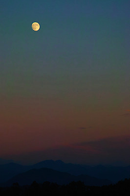 포토 JPG 해외풍경 자연 하늘 풍경 사람없음 야외 일본 달 야간 야마나시 국내포토 자연요소 해외 아시아 생태계 파일형식