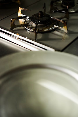 포토 JPG 그릇 실내 풍경 사람없음 주방 가스레인지 국내포토 식기 내부 가전제품 레인지 파일형식