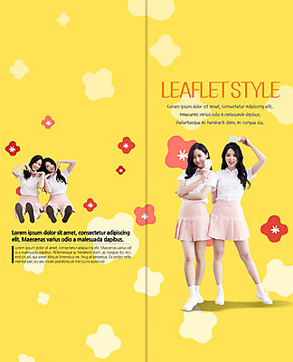 PSD 템플릿 우먼라이프 표지디자인 북디자인 출판디자인 여자 표지 리플렛 2단접지 북커버 서기 웃음 앉기 팜플렛 여러명 20대 성인 친구 뷰티 한국인 플리츠스커트 이미지템플릿 라이프스타일 다수 관계 모션 표정 사람 동양인 청년 치마 파일형식