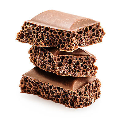 포토 JPG 해외이미지 음식 조각 백그라운드 재료 부분 디저트 사탕 사람없음 갈색 쌓기 초콜릿 블록 우유 흰색 바 구멍 닫기 달콤 맛 설탕 먹기 질감 정사각형 코코아 고립 깨짐 해외202004 해외포토 도형 음료 컬러 컨셉 모션 유제품 파일형식 이미지허브