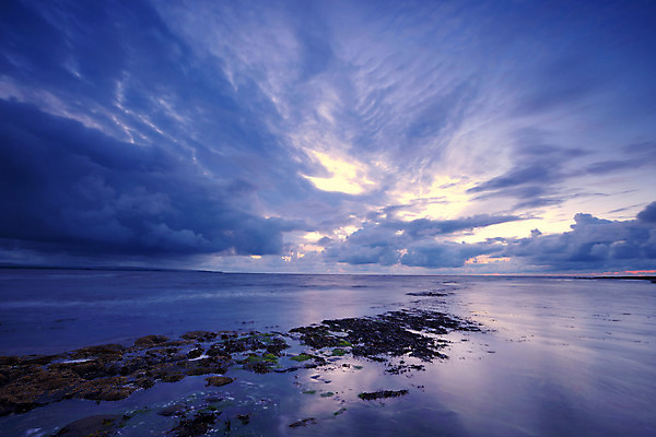 포토 JPG 해외이미지 구름 바다 자연 하늘 풍경 사람없음 물 파란색 일몰 만 아일랜드 마요네즈 수평선 해외202004 해외포토 자연요소 유럽 컬러 노을 소스_음식 생태계 파일형식 이미지허브