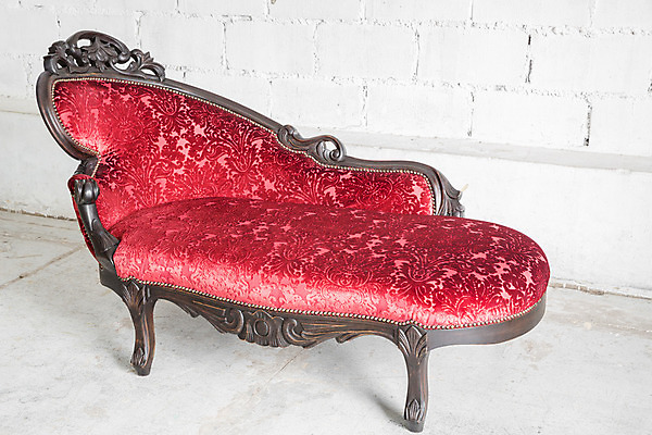 포토 JPG 해외이미지 라이프스타일 디자인 옷 가구 의자 휴식 벽돌 주택 앉기 사람없음 내부 장식 소파 유행 방 수확 덮개 클래식 우아함 책상 복고 안락의자 벽돌담 진짜 해외202004 해외포토 생활용품 컨셉 농업 모션 건물 생활 담장 뚜껑 파일형식 이미지허브