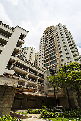 포토 JPG 해외이미지 외관 공원 건축양식 자동차 하늘 부동산 새로움 아파트 주택 사람없음 건물 가로 세로 초록색 고층빌딩 블록 도시 재산 놀이터 큼 콘도 타운 리빙 이웃 싱가폴 대여 대출 개발 콘크리트 스타일 많음 해외202004 해외포토 건축물 공공시설 건축 아시아 육상교통 컬러 컨셉 놀이 숙소 빌딩 금융 크기 파일형식 이미지허브