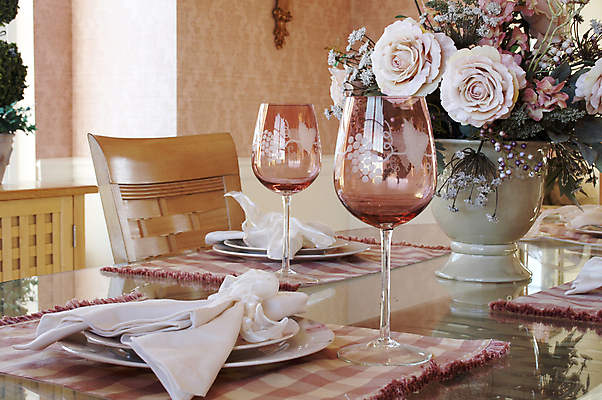 포토 JPG 해외이미지 접시 음료 음식 결혼 유리 탁자 호텔 결혼식 함께함 사랑 요리 이벤트 사람없음 장식 파티 요식업 식당 와인 식사 저녁식사 희망 카페 모임 식탁보 직물 우아함 배열 먹기 메뉴 냅킨 서빙 설정 점심식사 접수 정중 해외202004 해외포토 식기 감정 산업 가구 컨셉 모션 재질 숙소 주류 상점 파일형식 이미지허브