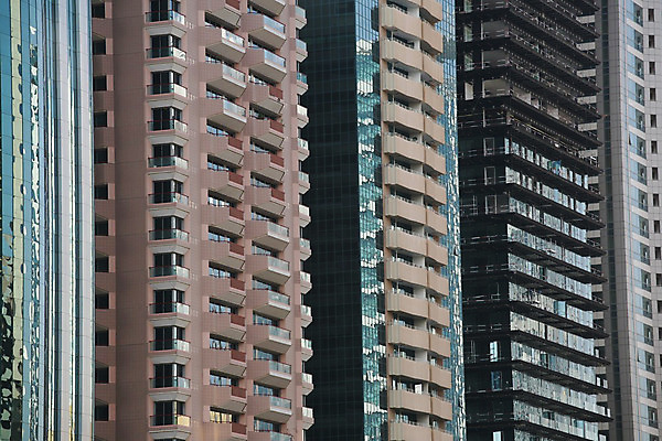 포토 JPG 해외이미지 창문 아파트 주택 손바닥 사람없음 건물 고층빌딩 발코니 두바이 해외202004 해외포토 건축물 손 빌딩 아랍에미리트 파일형식 이미지허브