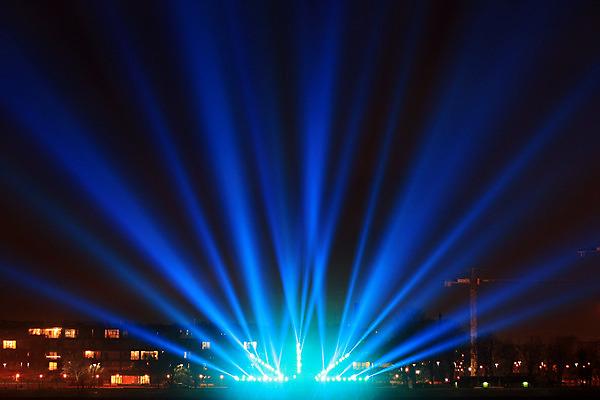 포토 JPG 해외이미지 여행 백그라운드 하늘 사람없음 건물 물 파란색 빛 강 도시풍경 컬러풀 여행객 산책로 신선 도시 야간 가득함 호기심 쇼 북쪽 폭설 해외202004 해외포토 자연요소 건축물 감정 길 컬러 컨셉 눈_날씨 사람 풍경 자연재해 방향 파일형식 이미지허브