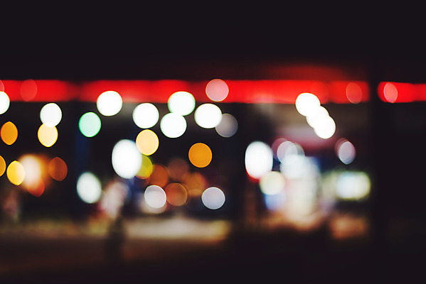 포토 JPG 해외이미지 거리 사람없음 아웃포커스 빛 도시 역 휘발유 야간 보케 가스 강렬 블러 해외202004 해외포토 자연요소 교통시설 촬영기법 석유 파일형식 이미지허브