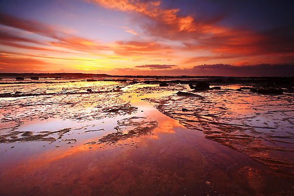 포토 JPG 해외이미지 구름 여행 자연 하늘 아침 날씨 풍경 사람없음 태양 반사 일출 환경 거울 호주 그림 암초 강렬 지질학 해외202004 해외포토 주간 자연요소 교육 노을 오세아니아 생태계 파일형식 이미지허브
