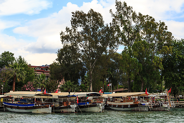 포토 JPG 해외이미지 구름 아시아 호수 바다 여행 자연 휴가 항해 풍경 사람없음 초록색 물 여름 파란색 강 환경 봄 보트 나룻배 유기농 생태계 생물학 칠면조 흙더미 내추럴 생태학 많음 해외202004 해외포토 자연요소 웰빙 계절 교육 나라 컬러 컨셉 배_교통 조류 흙 파일형식 더미 이미지허브