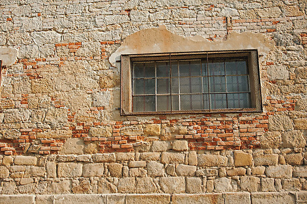 포토 JPG 해외이미지 전통 외관 유럽 벽 백그라운드 패턴 건축양식 창문 날씨 추상 벽돌 주택 프레임 돌담 사람없음 건물 갈색 수확 골동품 거친 역사 묘사 질감 옛날 해외202004 해외포토 건축물 건축 나라 컬러 무늬 농업 담장 돌_바위 파일형식 이미지허브