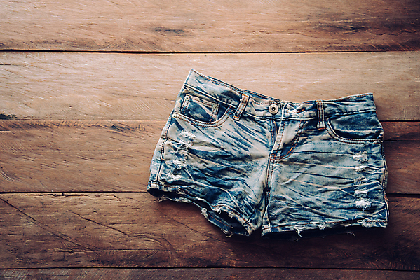 포토 JPG 해외이미지 라이프스타일 디자인 옷 여자 백그라운드 패턴 바지 사람없음 목재 파란색 유행 직물 면 오브젝트 질감 슛 고립 옛날 스타일 해외202004 해외포토 나무 컬러 무늬 재료 하의 사람 생활 파일형식 이미지허브