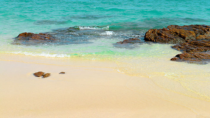 포토 JPG 해외이미지 모래 바다 여행 백그라운드 자연 휴가 휴식 이끼 풍경 사람없음 야외 여름 모래사장 햇빛 노란색 침묵 바위 시골 묘사 장면 해외202004 해외포토 계절 컬러 컨셉 태양 소리 돌_바위 생태계 파일형식 이미지허브
