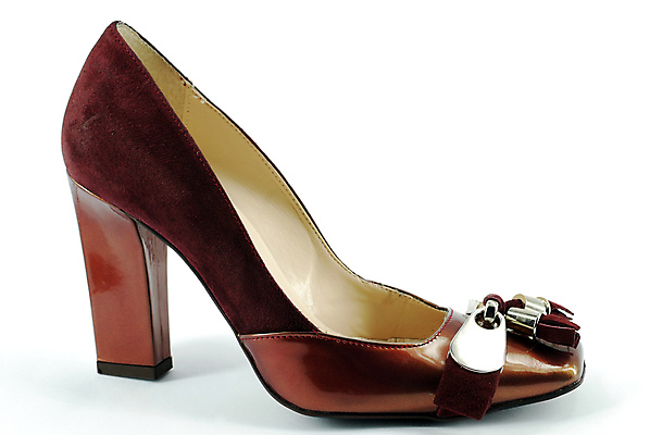 포토 JPG 해외이미지 옷 여자 신발 사람없음 빨간색 유행 우아함 가죽 양발 스타일 해외202004 해외포토 컬러 컨셉 사람 파일형식 이미지허브