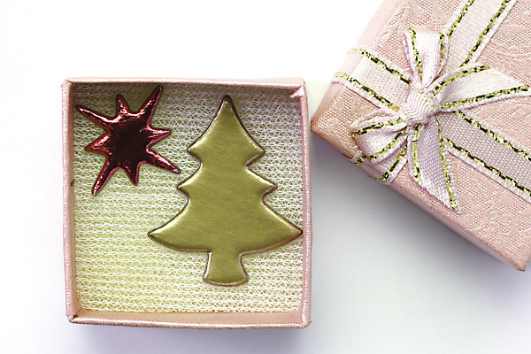 포토 JPG 해외이미지 모양 1 종이 휴가 선물 사람없음 장식 파란색 상자 공백 오픈 생일 닫기 컨테이너 자르기 오브젝트 싱글 흰배경 질감 정사각형 심플 팩 패키지 판지 고립 평야 해외202004 해외포토 도형 기념일 산업 컬러 백그라운드 모션 자연 화장품 흰색 파일형식 이미지허브