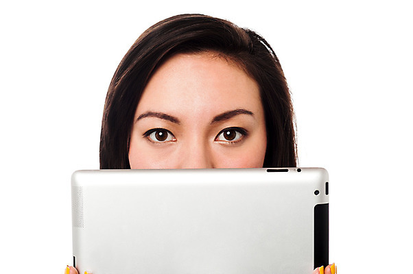 포토 JPG 해외이미지 백인 모델 디자인 응시 여자 얼굴 포즈 백그라운드 인터넷 한명 사람 동양인 청춘 태블릿 알약 유행 디지털 웹 중국 잡기 휴대용 무선전화기 싱글 전자 멀티미디어 패드 고립 숨기 심각 인터페이스 터치스크린 해외202004 해외포토 서양인 1 시선 아시아 컨셉 모션 인종 신체부위 전자제품 스마트기기 약 전화기 오브젝트 파일형식 이미지허브