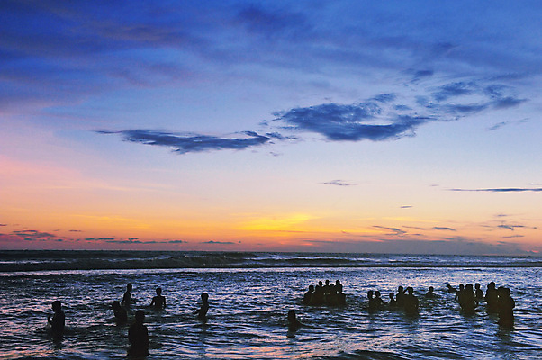 포토 JPG 해외이미지 바다 여행 휴가 사람없음 물 파란색 태양 수영 일몰 해외202004 해외포토 자연요소 컬러 노을 수상스포츠 파일형식 이미지허브