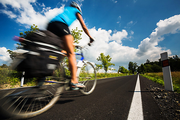 포토 JPG 해외이미지 여자 행복 포스터 스포츠 백그라운드 이동 모션 자연 하늘 건강 한명 성인 취미 야외 파란색 운동 우주 맑음 자전거 봄 승차 소프트포커스 속도 사이클링 바이킹 블러 철책 카피스페이스 해외202004 해외포토 1 계절 감정 컬러 컨셉 날씨 촬영기법 사람 바이크 공백 육상스포츠 생태계 파일형식 이미지허브