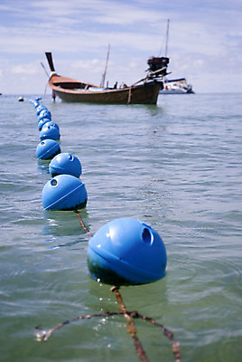 포토 JPG 해외이미지 나무 구름 전통 실루엣 아시아 모래 파도 바다 섬 여행 백그라운드 오렌지 태국 자연 하늘 추상 휴가 손바닥 풍경 사람없음 빨간색 물 여름 파란색 빛 컬러풀 태양 여행객 일출 침묵 일몰 새벽 만 투명 보트 산호 곤돌라 저녁 크리스탈 휴양지 함선 에메랄드 석호 안다만 파라다이스 해외202004 해외포토 자연요소 식물 손 계절 나라 컬러 무늬 배_교통 과일 촬영기법 사람 노을 소리 장소 자포동물 야간 광석 보석 생태계 파일형식 이미지허브