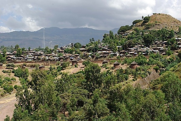 포토 JPG 해외이미지 전통 건축양식 아프리카 자연 산 주택 풍경 사람없음 야외 마을 시골 도시 황무지 오두막 언덕 에티오피아 해외202004 해외포토 건축 나라 건물 생태계 파일형식 이미지허브
