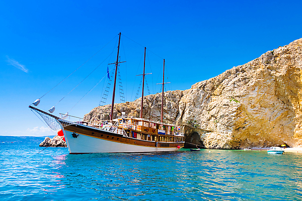 포토 JPG 해외이미지 전통 스포츠 바다 섬 여행 요트 교통시설 자연 하늘 바람 휴가 항해 사람없음 야외 목재 물 여름 파란색 항구 맑음 탐험 수확 골동품 만 보트 역사 클래식 크루즈 지중해 복고 함선 승객 크로아티아 네비게이션 옛날 해외202004 해외포토 자연요소 나무 계절 유럽 컬러 교통 컨셉 농업 배_교통 재료 날씨 시설 생태계 파일형식 이미지허브