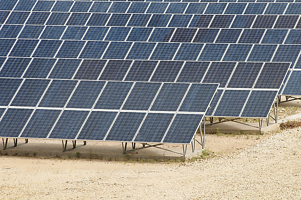 포토 JPG 해외이미지 공원 산업 백그라운드 자연 하늘 세포 풍경 사람없음 건물 초록색 파란색 글로벌 햇빛 태양 환경 맑음 힘 재활용 발전기 에너지 시골 도시 판넬 큼 생태계 태양에너지 세대 유지 개발 생태학 수집가 공급 획기적 해외202004 해외포토 자연요소 직업 건축물 공공시설 교육 컬러 날씨 발전소 그린에너지 크기 친환경 파일형식 이미지허브