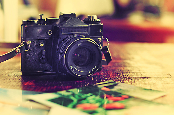 포토 JPG 해외이미지 디자인 조각 백그라운드 추상 실험 사람없음 목재 사무실 유행 카메라 검은색 어둠 장비 추위 수확 골동품 카세트테이프 클래식 향수 그림 질감 복고 롤 과거 슛 아날로그 장인 얼레 그런지 부정적 옛날 스타일 해외202004 해외포토 나무 감정 컬러 컨셉 무늬 농업 비즈니스 재료 전자제품 화장품 파일형식 이미지허브